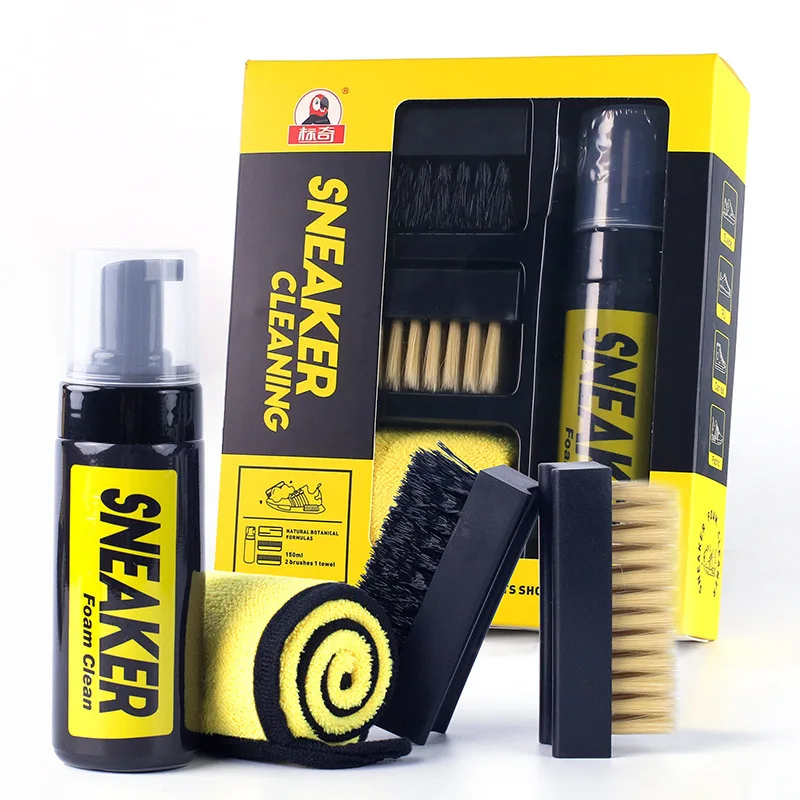 Sneaker Care Foam - 水なしフォームスニーカークリーナー 150 ミリリットル靴クリーナーフォームドライクリーニングスーツ靴ブラシ靴布白い靴、スエード、ブーツの作業